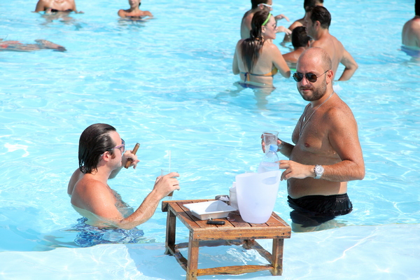 Riviera on Sunday 